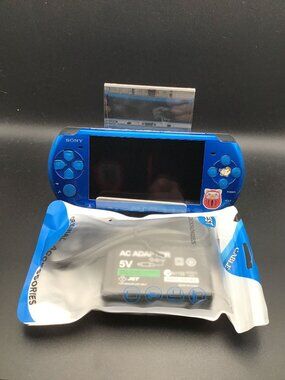 Sony PSP 3000 OEM Vibrant Blue w/New Battery & Charger Region Free Great Used